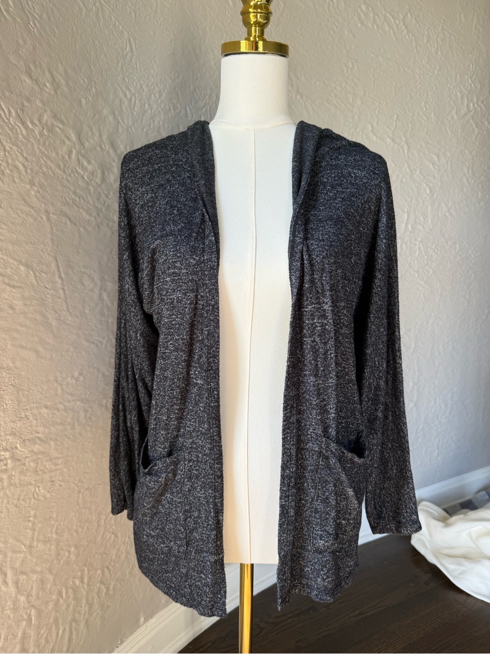 American Eagle Soft and Sexy Cardigan